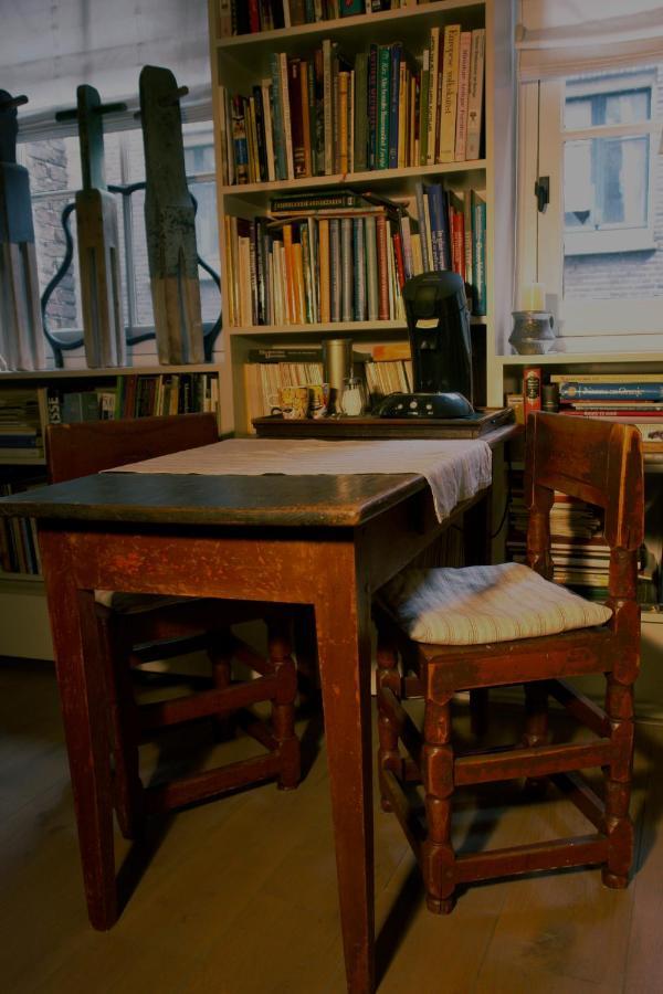 Blauwe Hoorn Bed & Breakfast Amsterdam Bagian luar foto